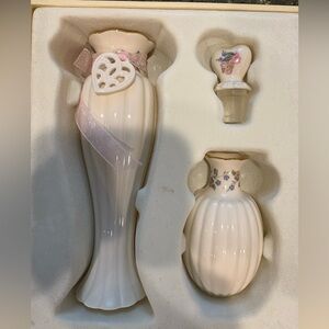 Classic Lenox Vanity Set